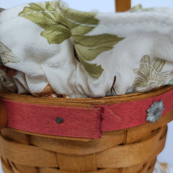 2007 Longaberger Small Basket With Red Trim and Handle - Picture 2 of 13